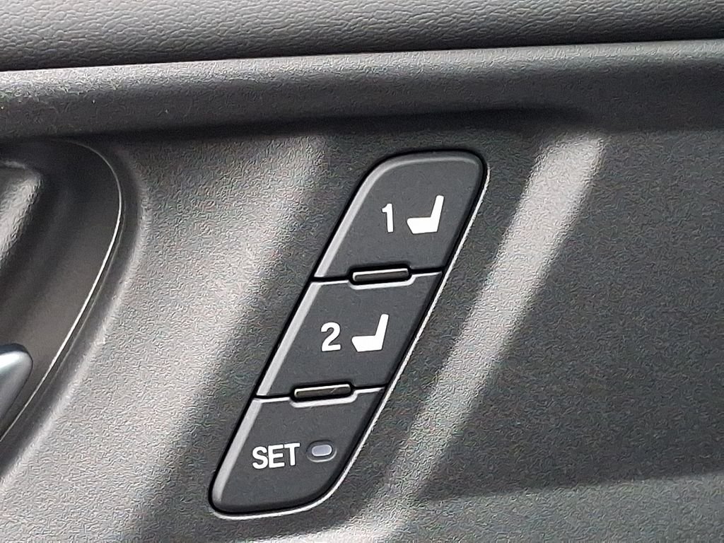 Used 2024 Silver Honda Touring image 27