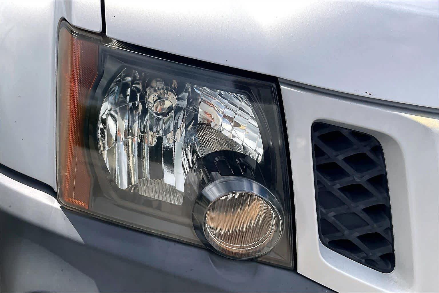 Used 2011 Silver Lightning Nissan S image 26