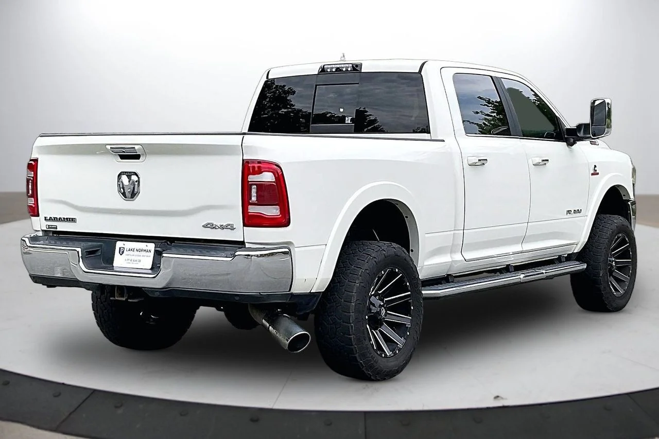 Used 2021 White Ram Laramie image 9
