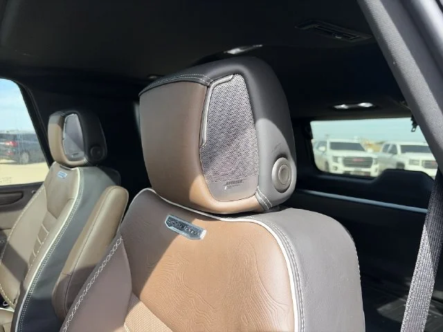New 2027 Silver GMC Denali Ultimate image 15