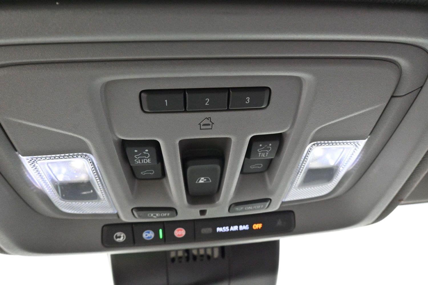 Used 2023 SUMMIT WHITE Chevrolet RST image 13