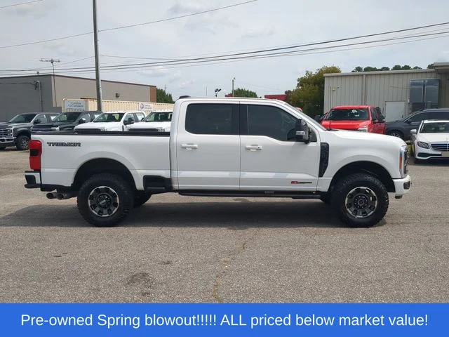 Used 2023 White Ford Lariat image 14