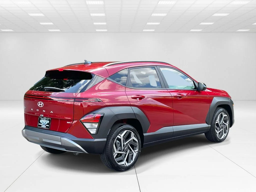 Used 2026 Red Hyundai SEL Premium image 6