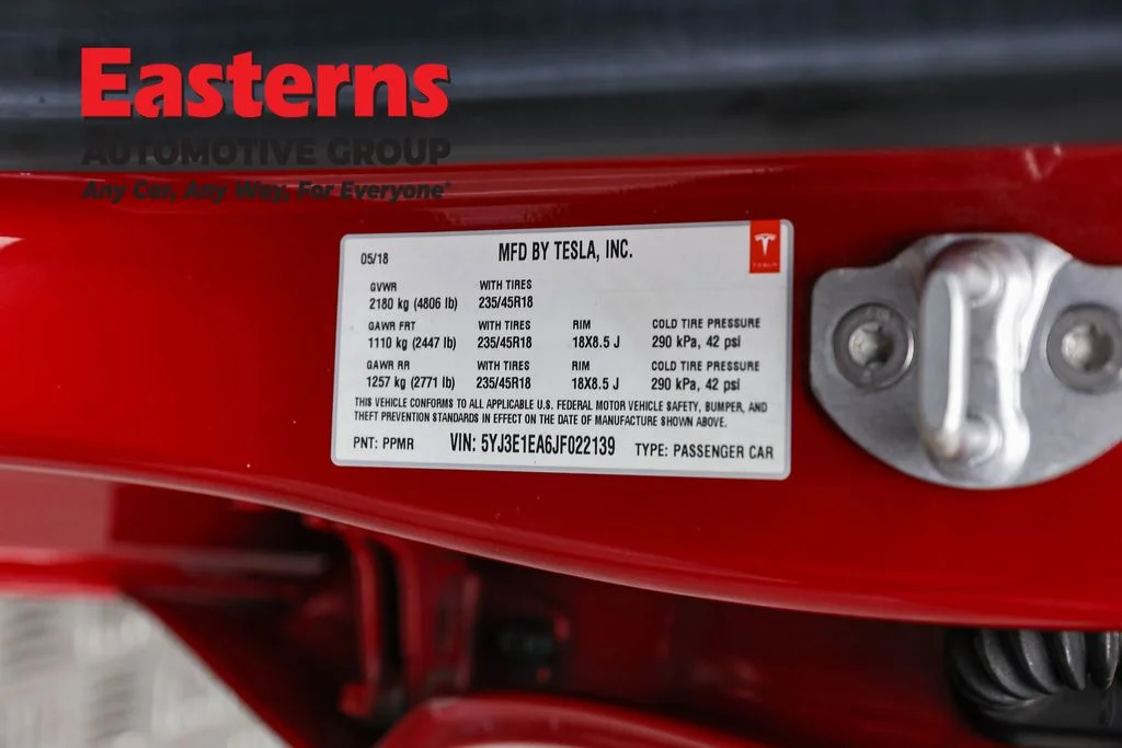 Used 2018 Red Tesla Long Range image 30