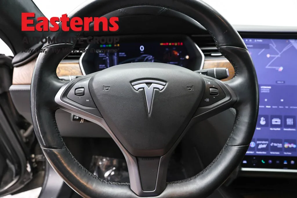 Used 2021 Black Tesla Long Range image 10
