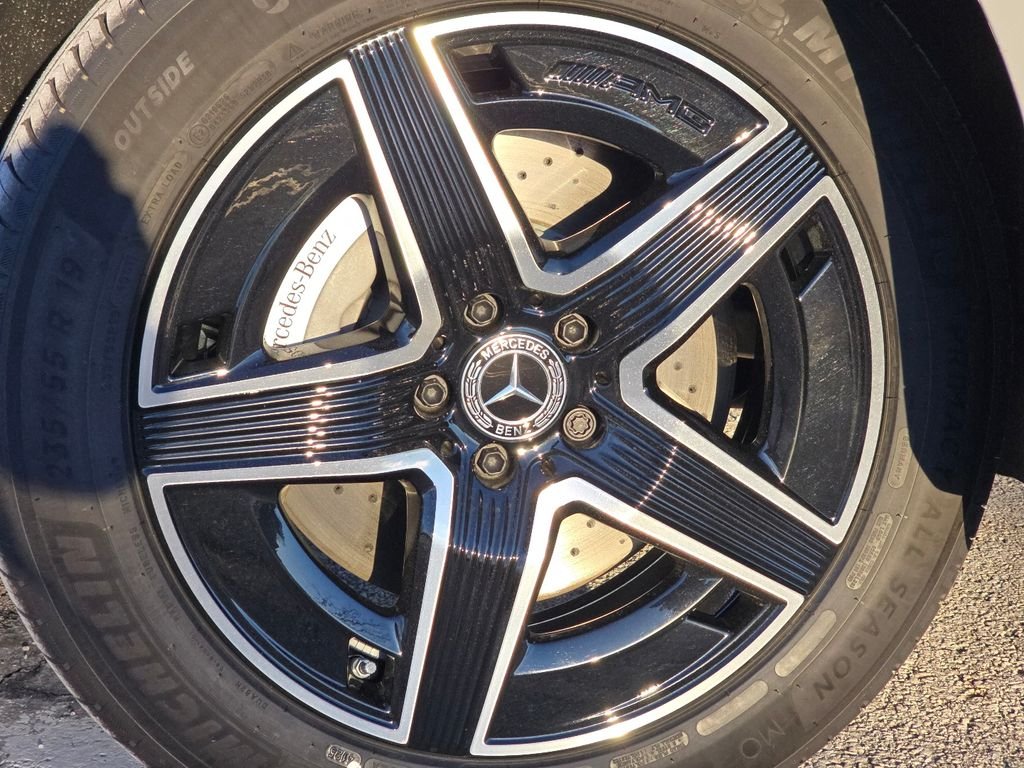 New 2026 MANUFAKTUR Alpine Grey Mercedes-Benz GLC 300 image 12