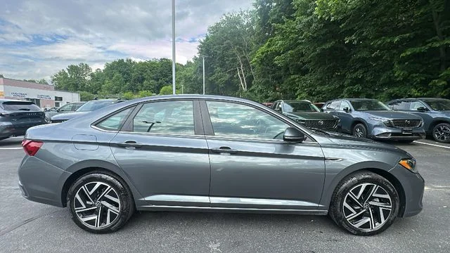 Used 2024 Gray Volkswagen 1.5T SEL image 4