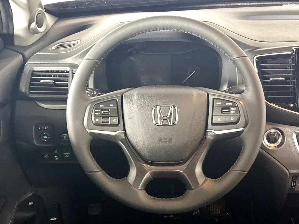 New 2026 Crystal Black Pearl Honda RTL image 13
