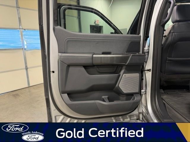 Certified Used 2023 Iconic Silver Metallic Ford Lariat image 25
