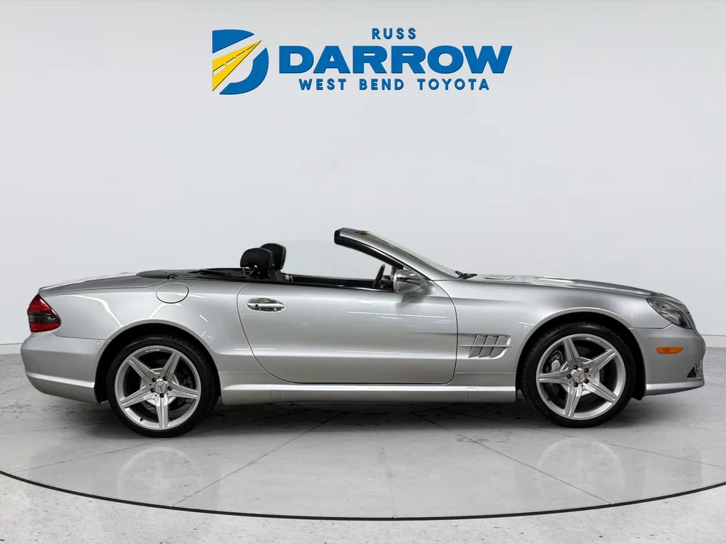 Used 2009 Silver Mercedes-Benz SL 550 image 9