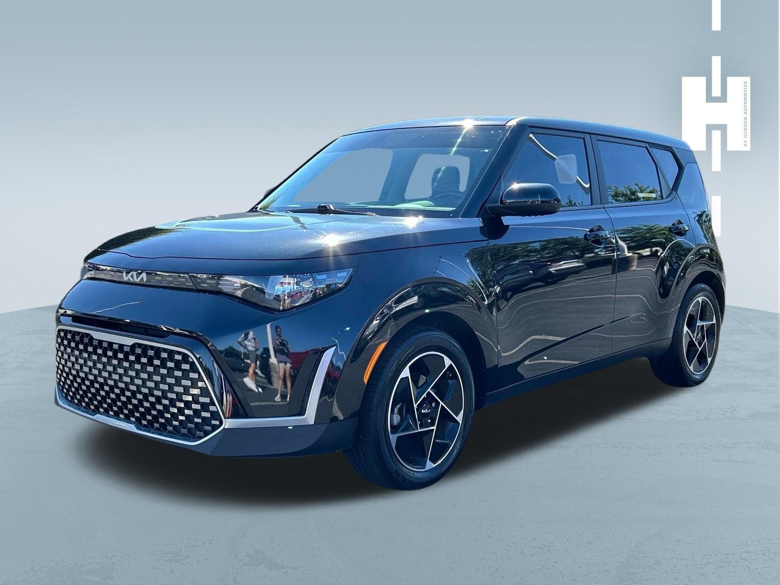Used 2024 Fusion Black Kia EX image 3