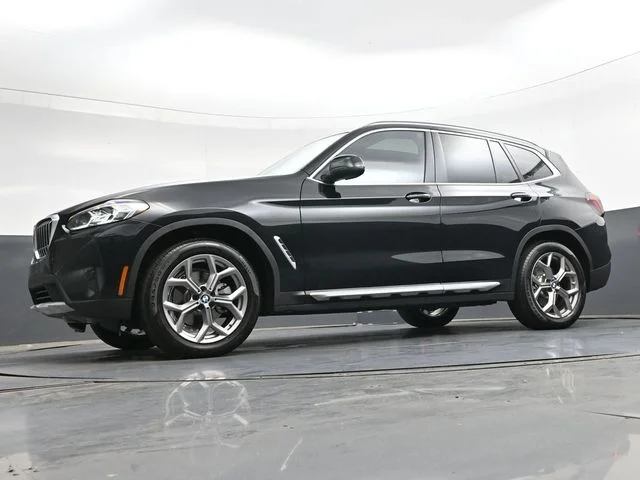 Used 2023 Black BMW xDrive30i image 39