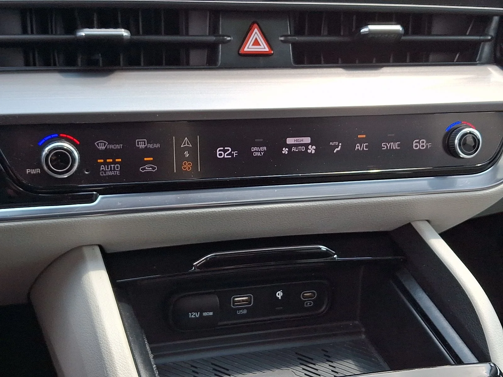 Used 2023 Black Kia EX image 17