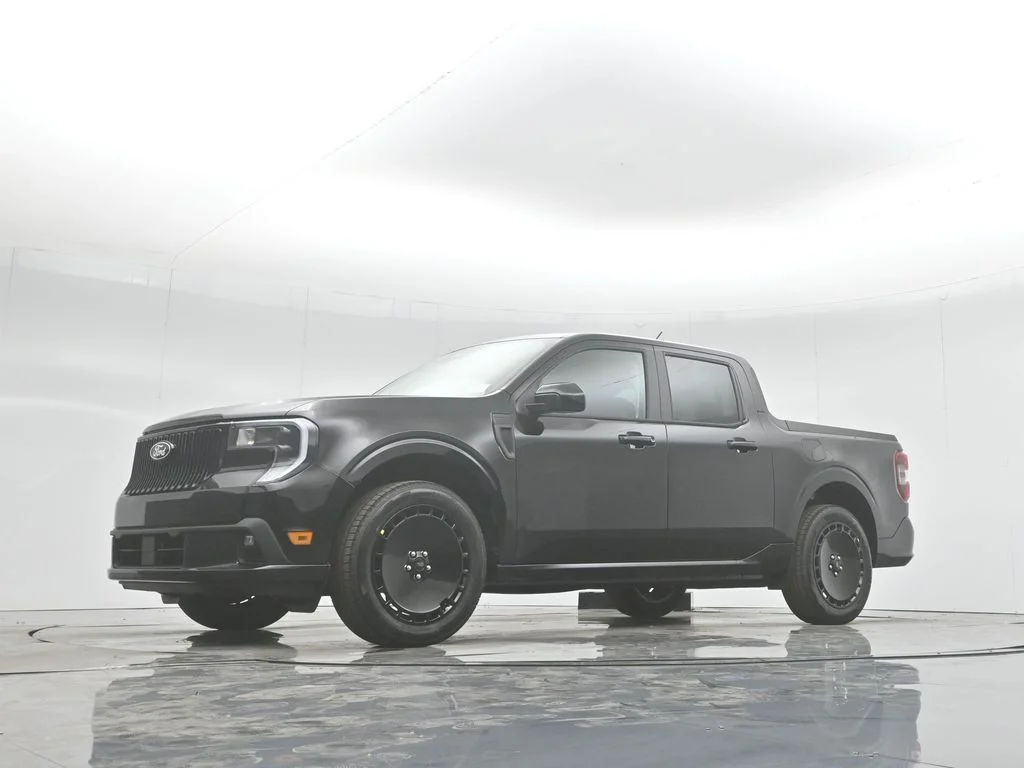 New 2025 Black Ford Lobo Standard image 73