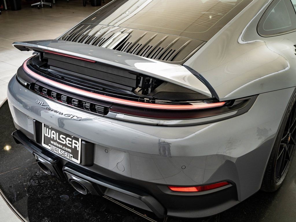 2025 Porsche 911 GTS - Photo 18