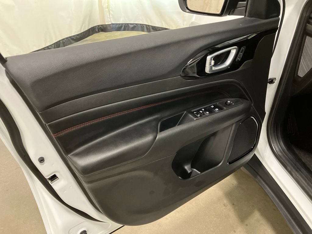 Used 2024 Bright White Clearcoat Jeep Trailhawk image 10