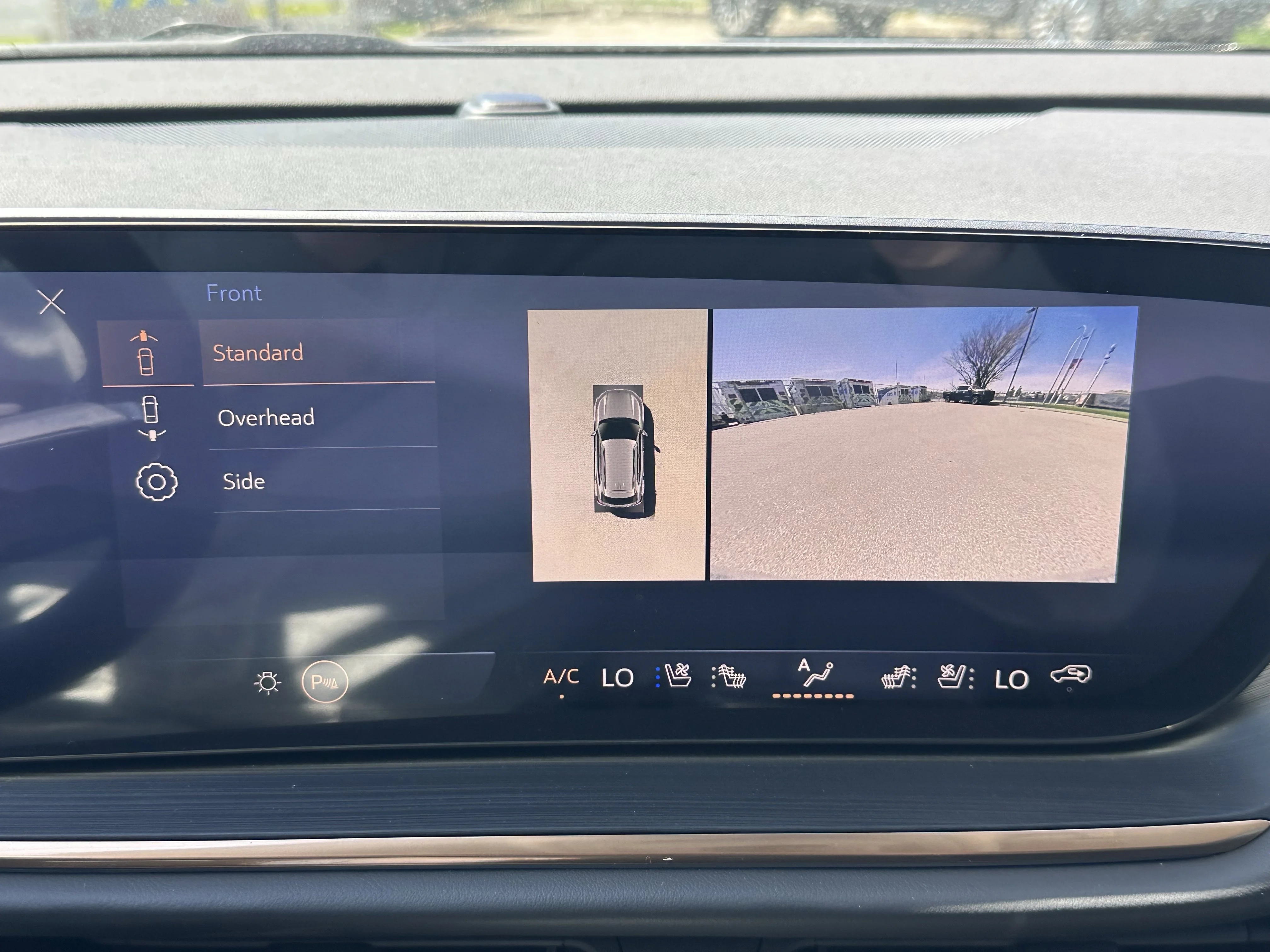 New 2026 Iridescent White Tricoat Buick Avenir image 15
