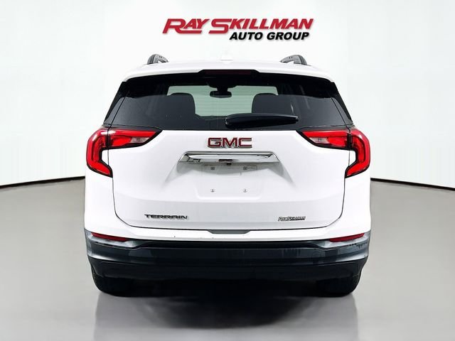 Used 2020 White GMC SLE image 6