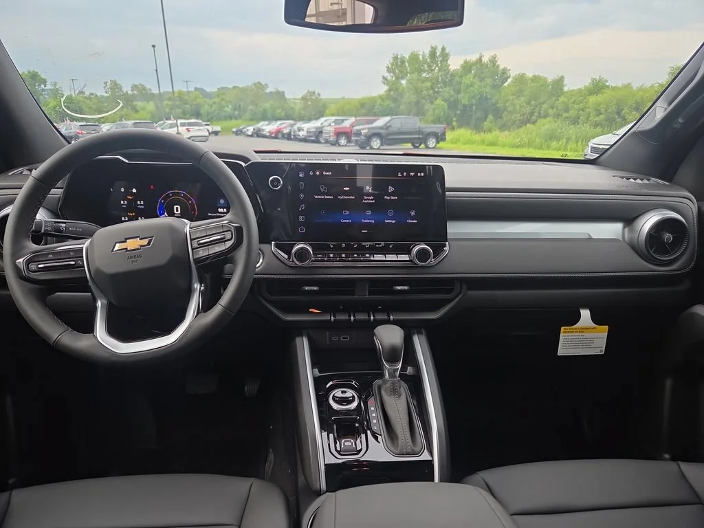 2026 Chevrolet Colorado LT - Photo 10