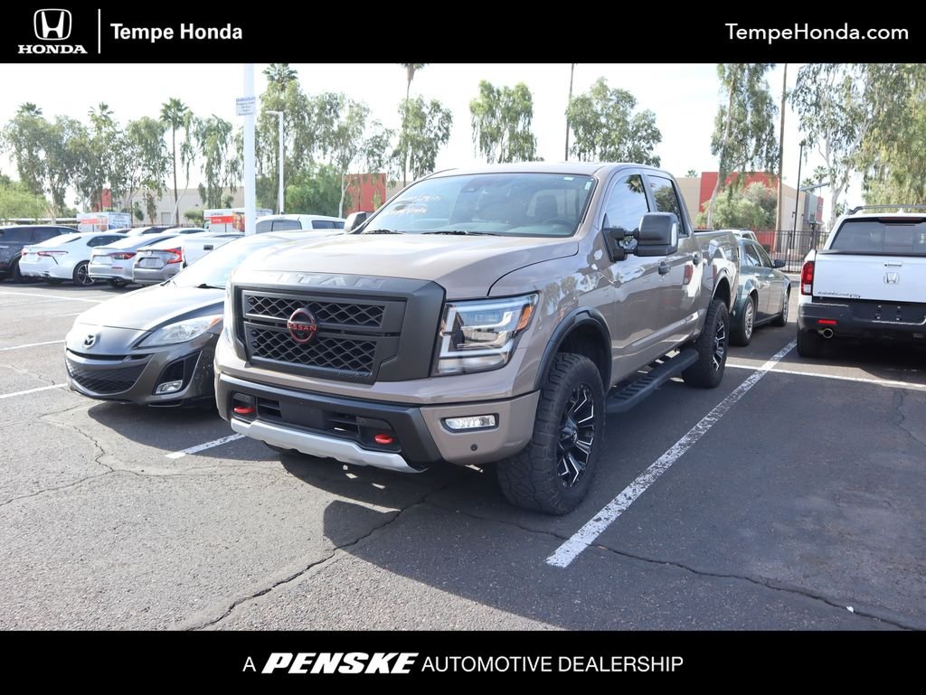2023 Nissan Titan