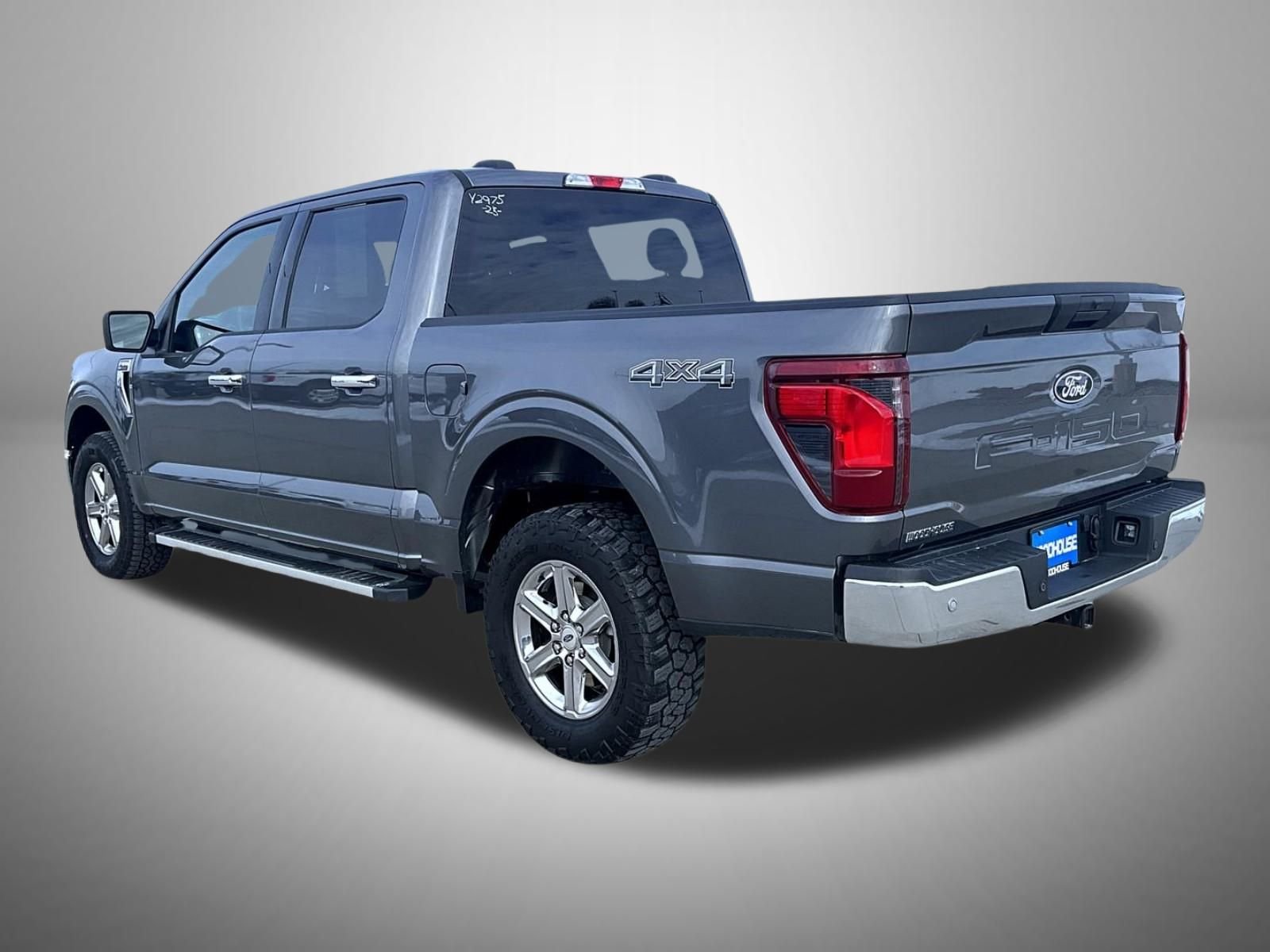 Used 2025 Gray Ford XLT image 7
