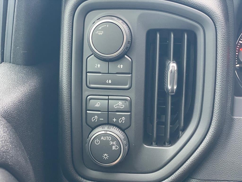 2026 Chevrolet Silverado 2500 HD Custom - Photo 18