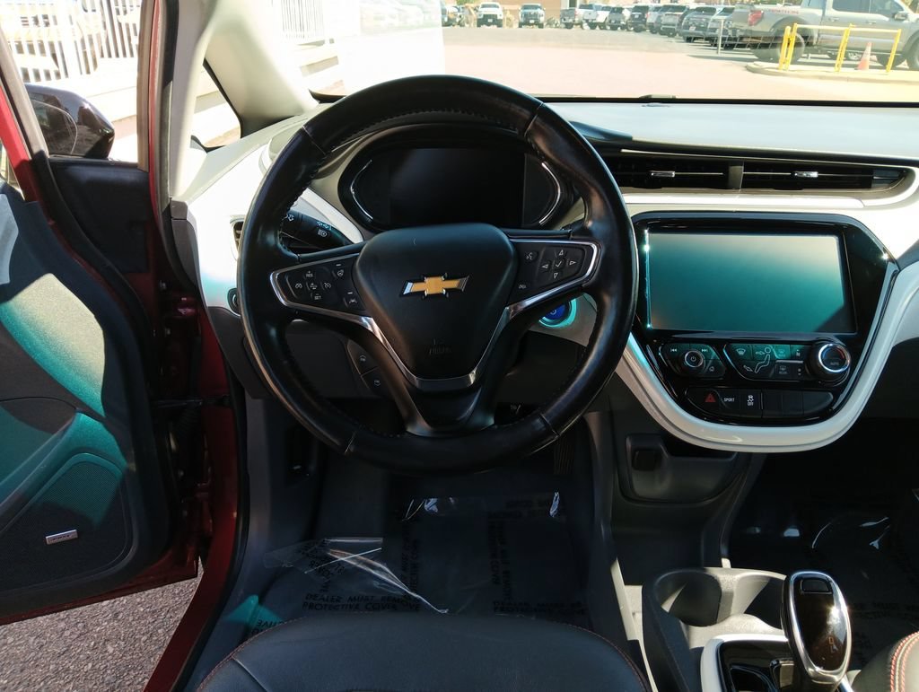 Used 2019 Includes (TUS) Black grille.) Chevrolet Premier image 13