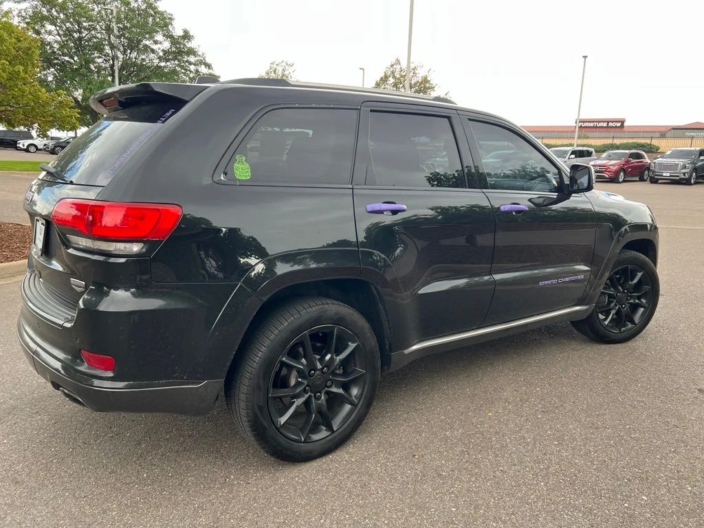 Used 2014 Black Jeep Summit image 6