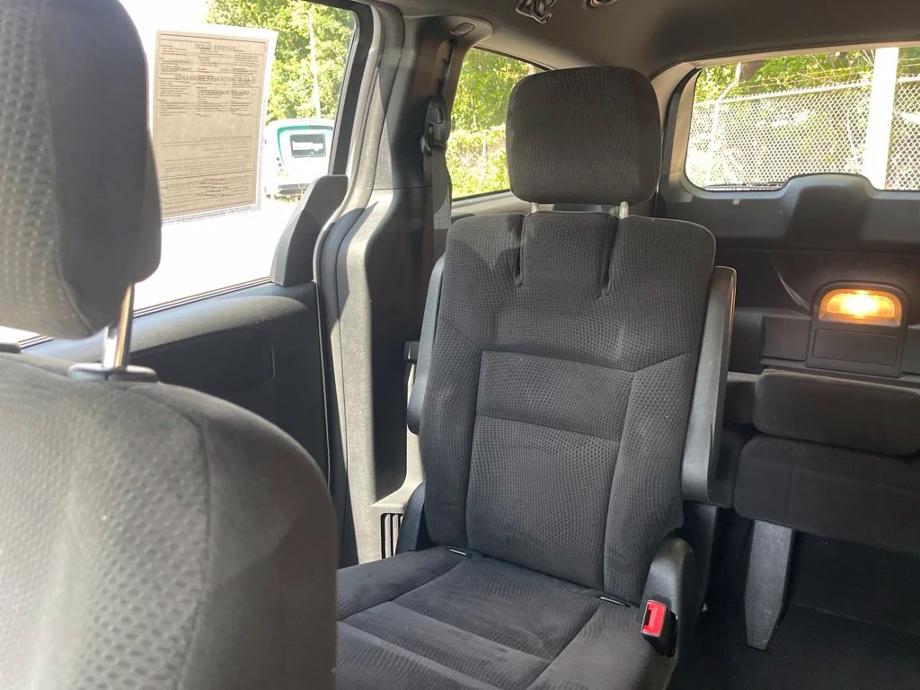 Used 2017 White Dodge SE Plus image 12