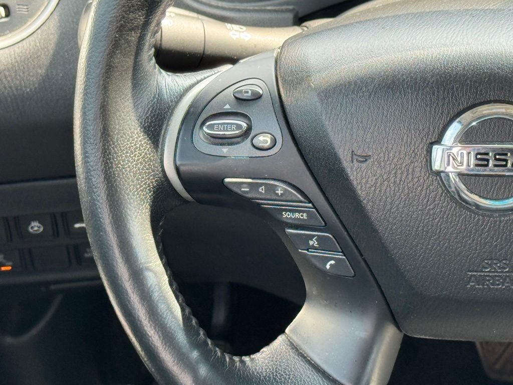 Used 2019 Black Nissan SL image 28