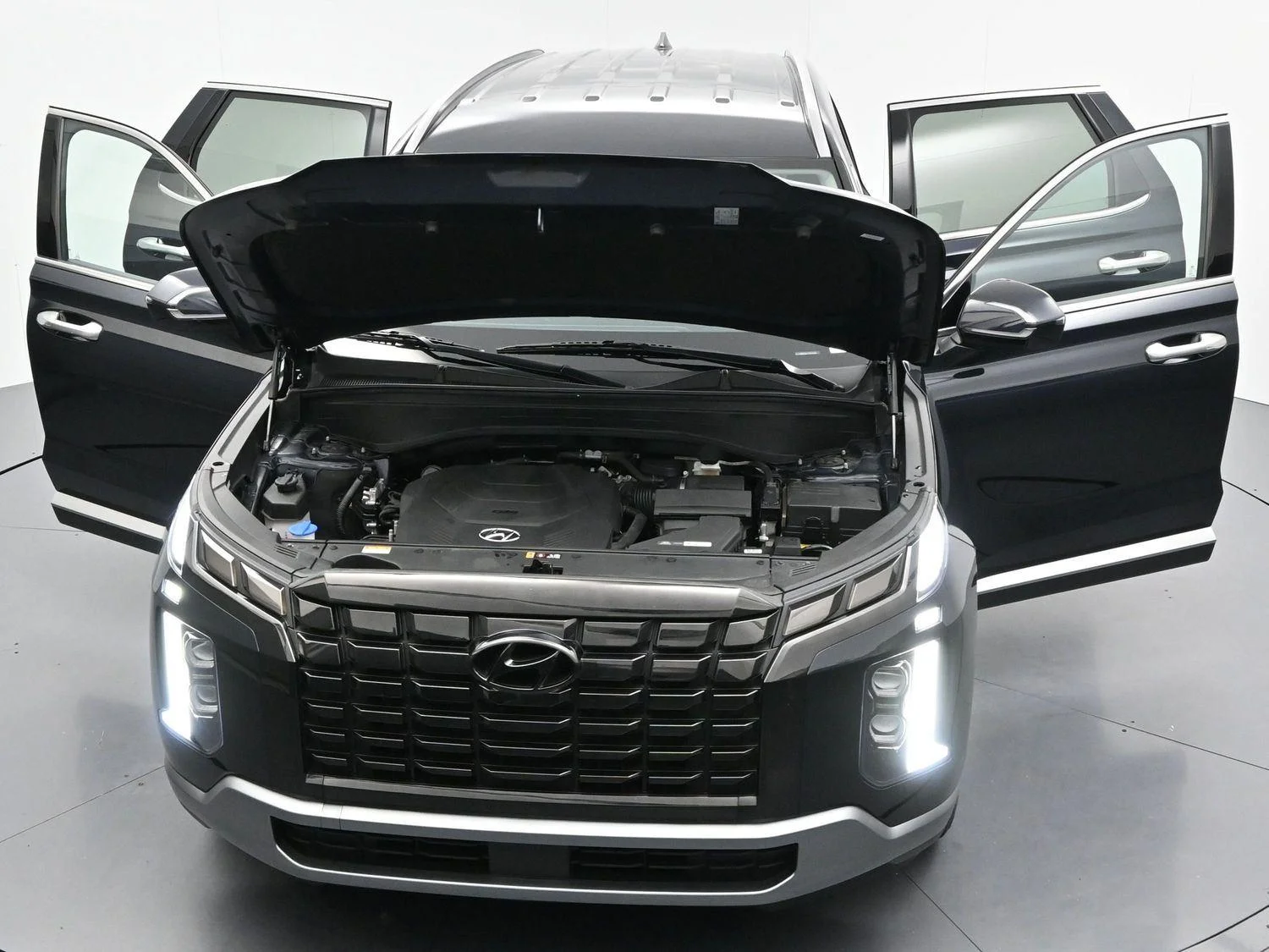 Used 2023 Moonlight Cloud Hyundai SEL image 41