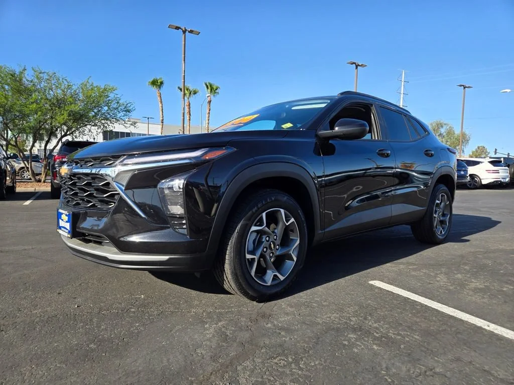 Used 2025 Mosaic Black Metallic Chevrolet LT image 2