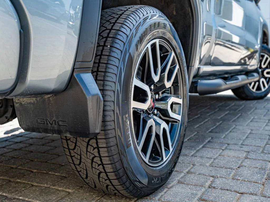 Used 2024 Sterling Metallic GMC AT4 image 50