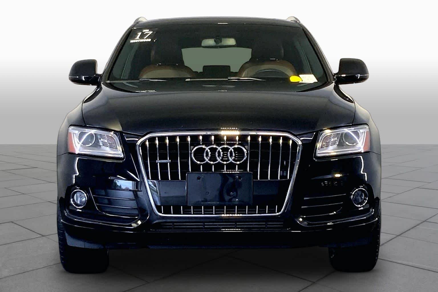 Used 2017 Brilliant Black Audi Premium image 4