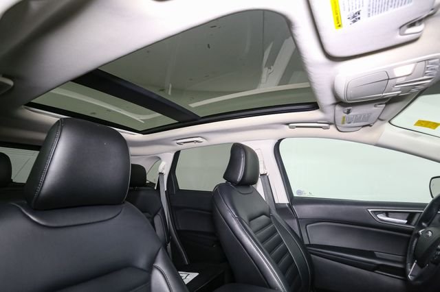 Used 2023 White Ford SEL image 18