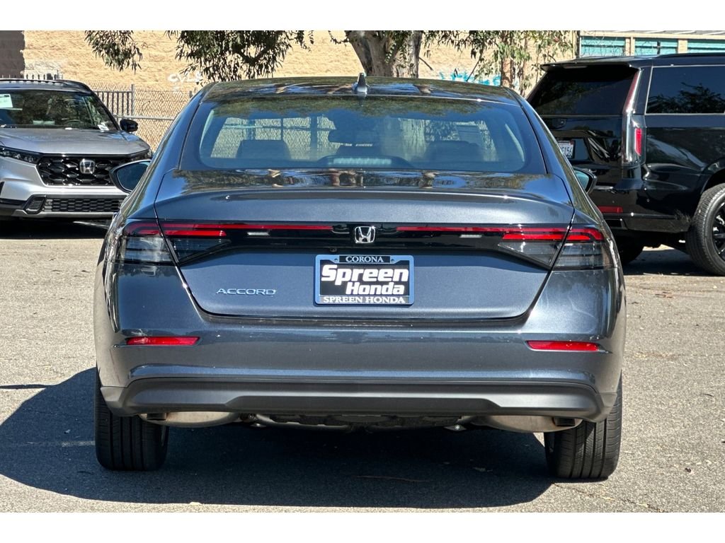 New 2026 Meteorite Gray Metallic Honda LX image 5