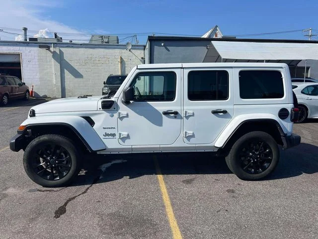 Used 2024 White Jeep Sahara 4xe image 9