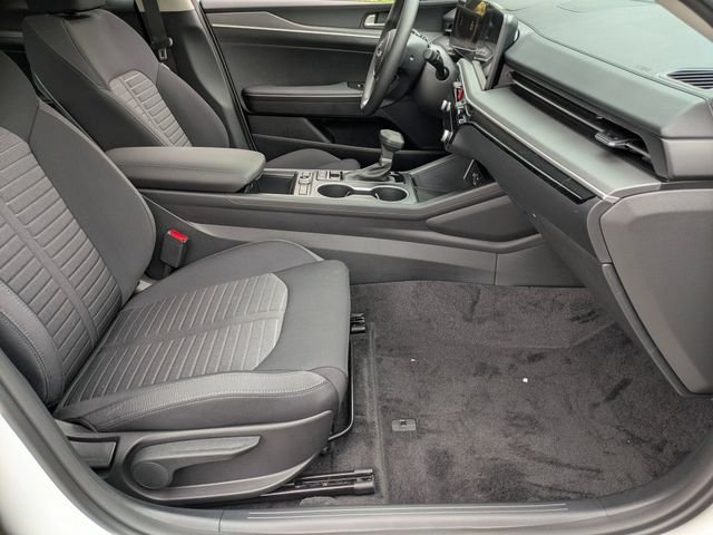 2026 Kia K5 LXS - Photo 27