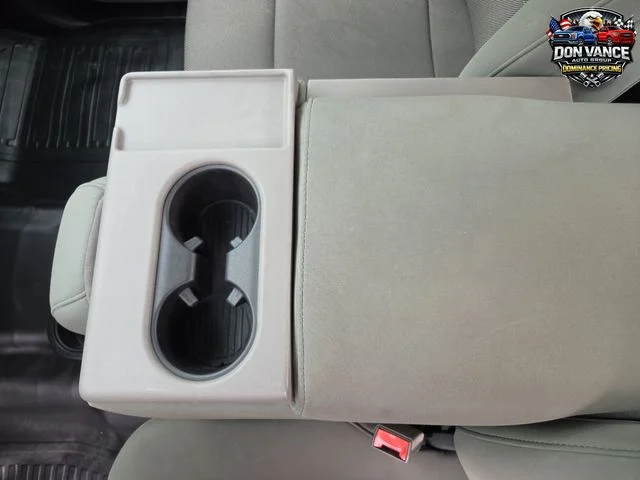 Used 2018 White Ford XL image 27