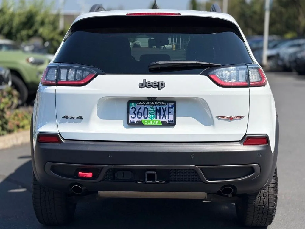 Used 2019 Bright White Clearcoat Jeep Trailhawk image 4