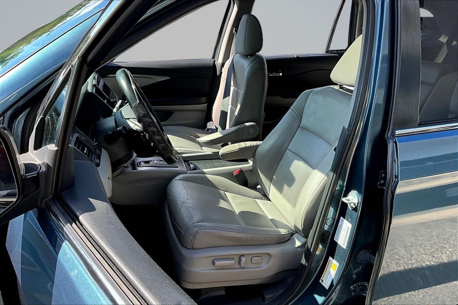 Used 2022  Honda EX-L image 20