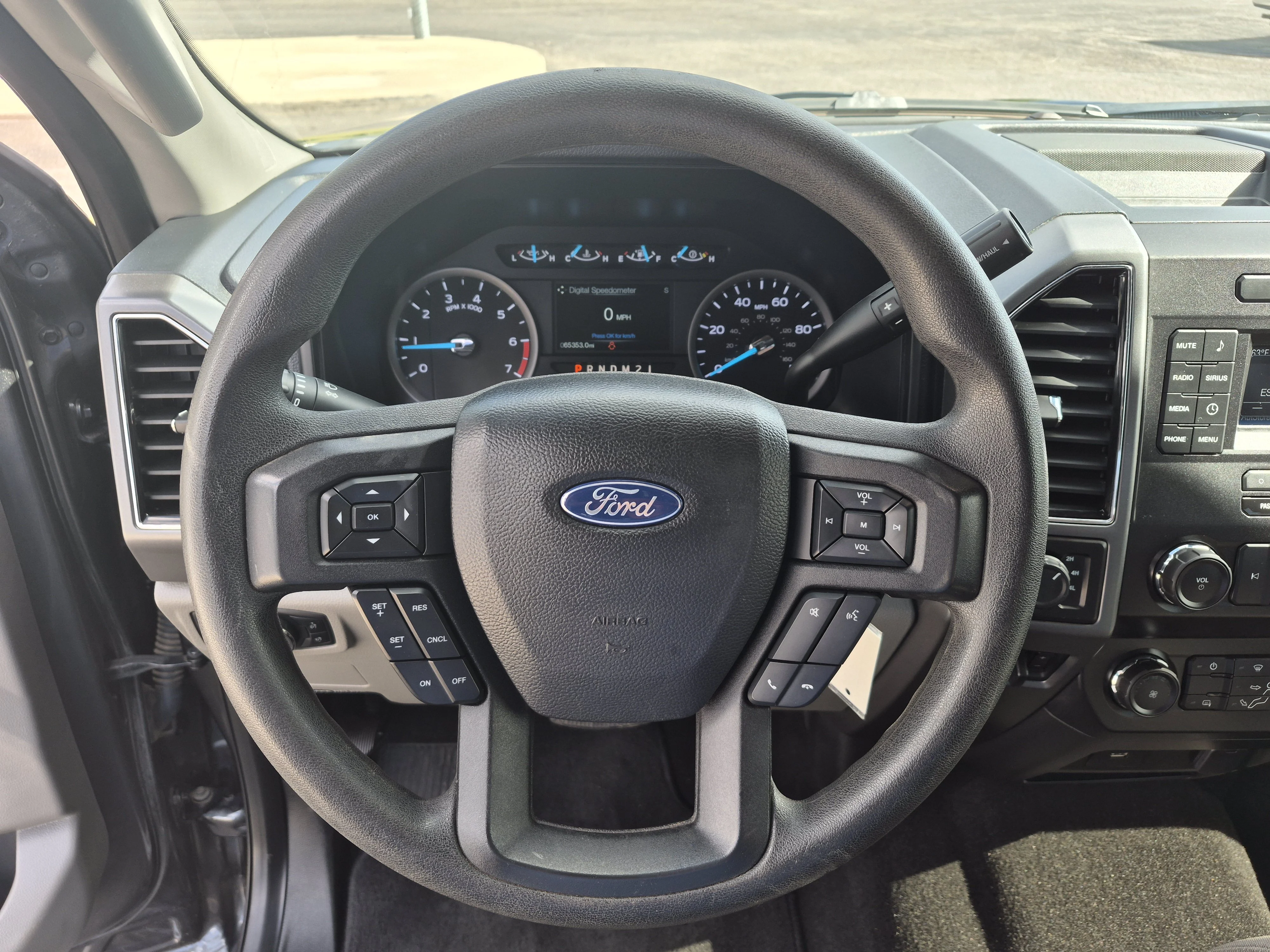 Used 2019 Gray Ford  image 4