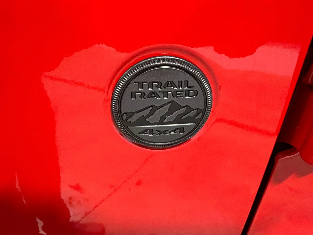 New 2026 Firecracker Red Clear-Coat Exterior Paint Jeep Rubicon image 12