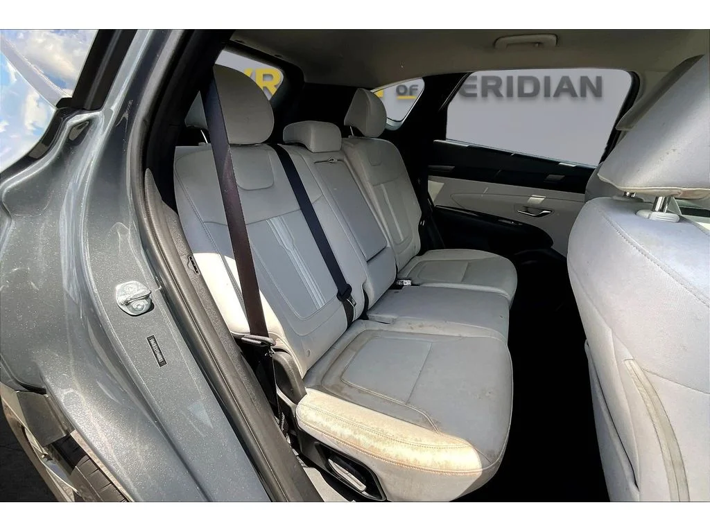 Used 2025  Hyundai SEL image 20