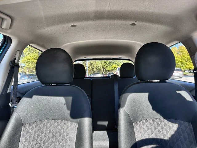 Used 2024  Mitsubishi  image 21