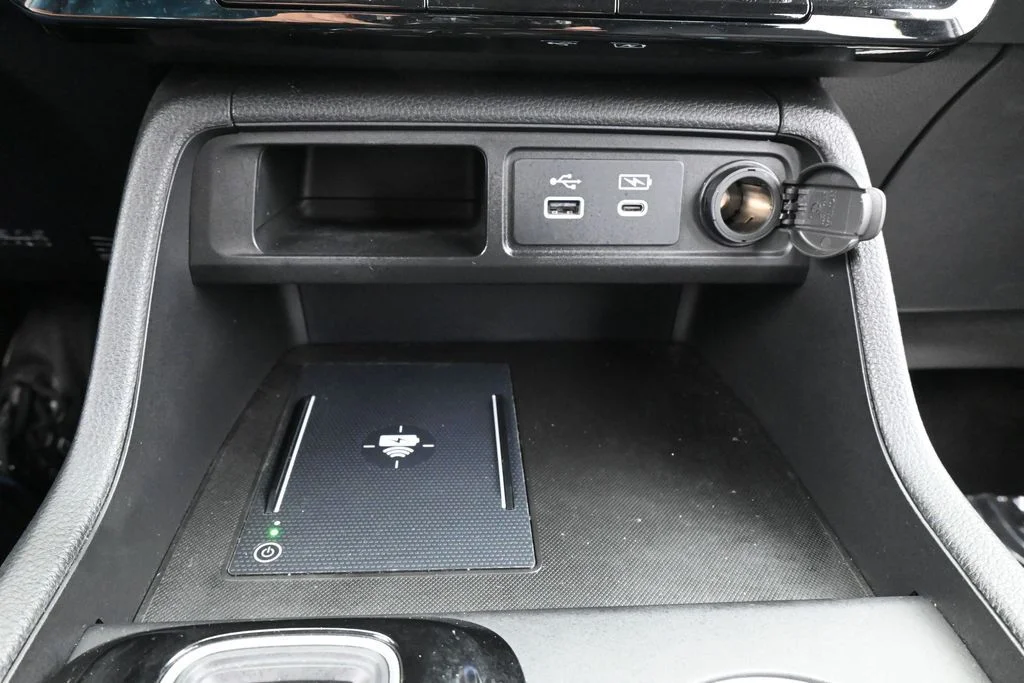 Used 2025 White Honda EX-L image 29