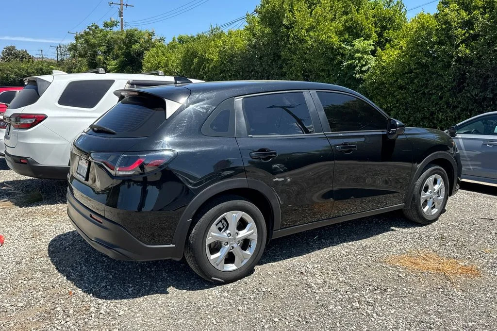 Certified Used 2025  Honda LX image 5
