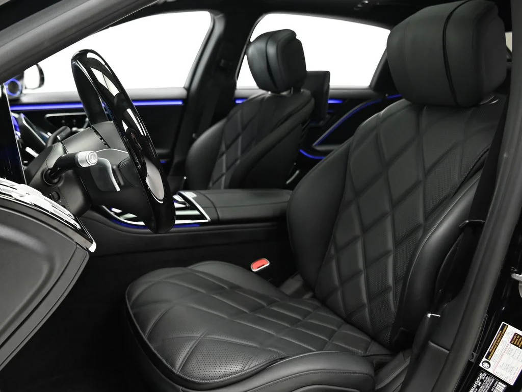 Used 2024 Obsidian Black Mercedes-Benz Maybach S 680 image 11