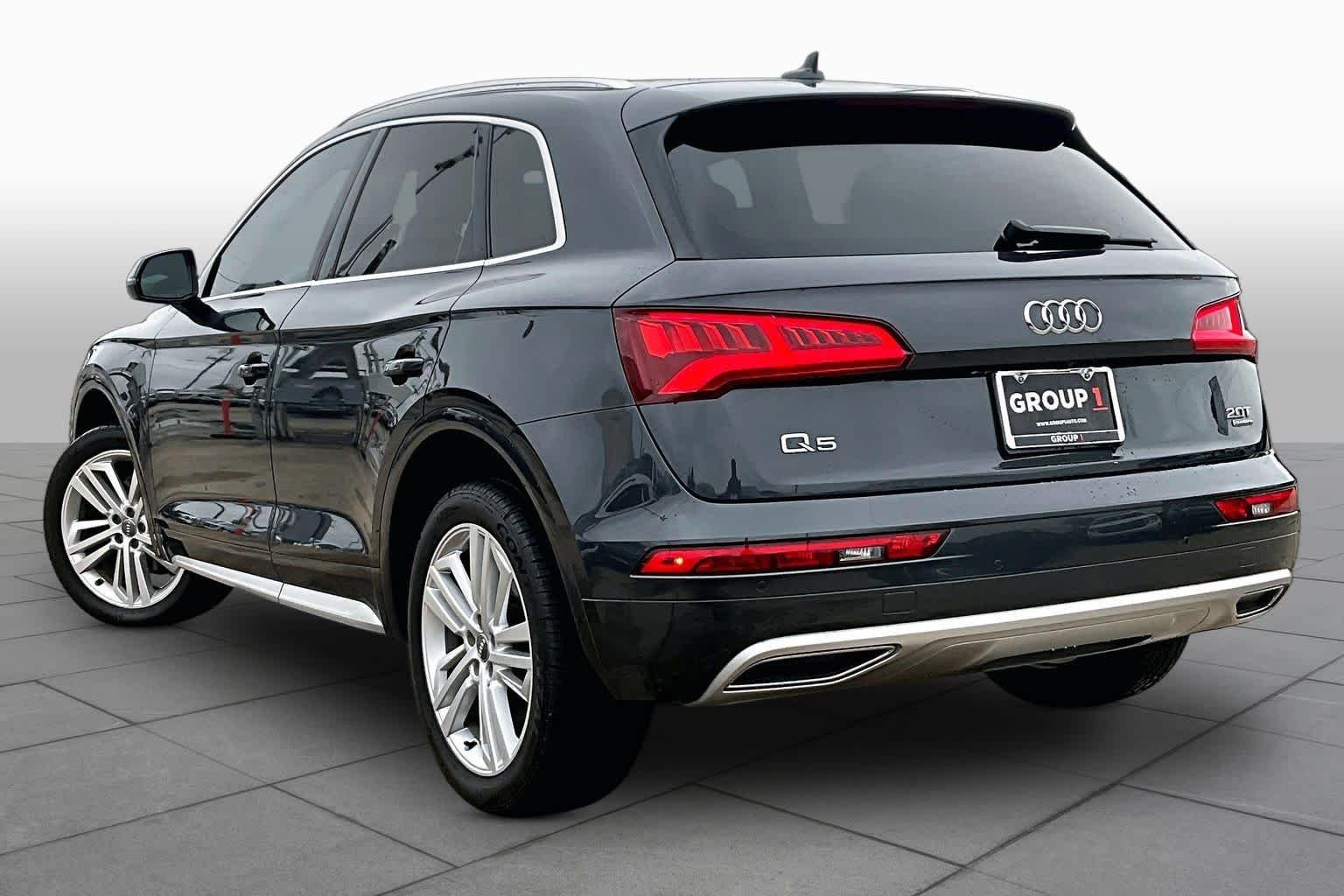 Used 2018 Manhattan Gray Metallic Audi Tech Premium Plus image 12