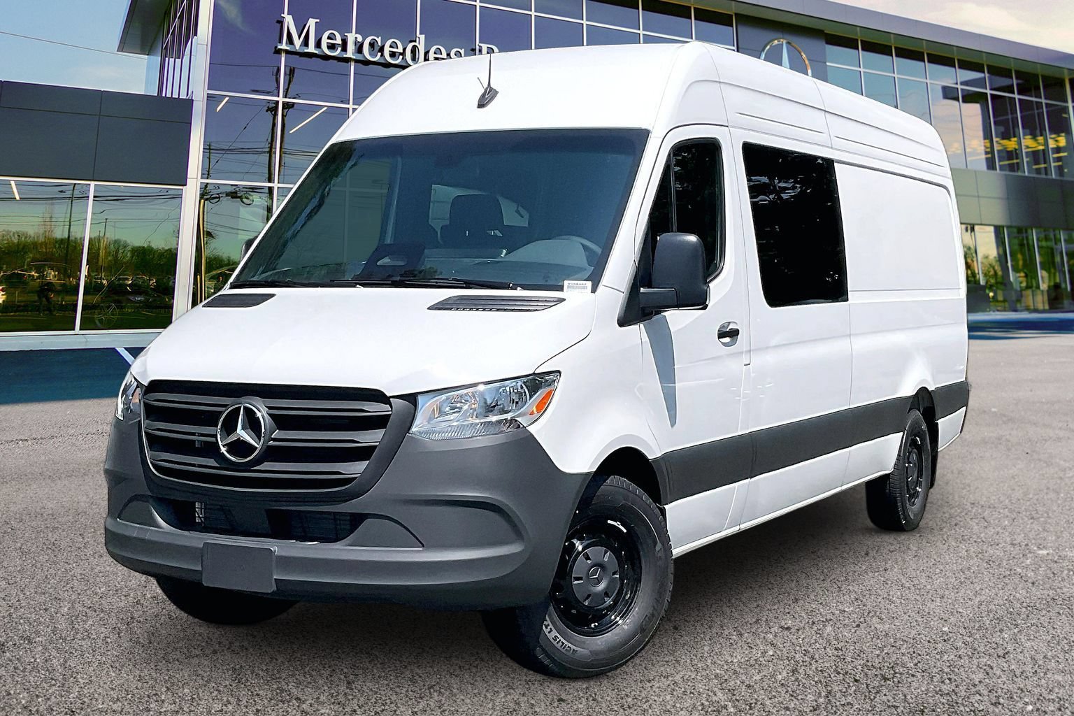 New 2026 Arctic White Mercedes-Benz Crew 170 WB image 14
